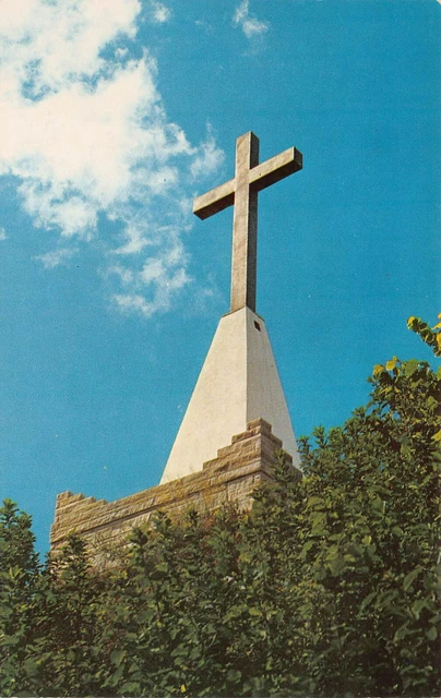 Ludington MI Michigan Hamlin Lake Cross Monument Christianity Vtg Postcard R2