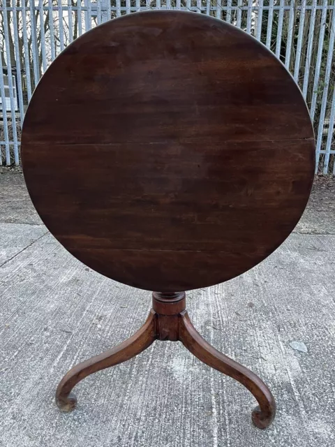 Antique Mahogany 19th Century Tilt Top Occasional Wine Card Tea Dining Table