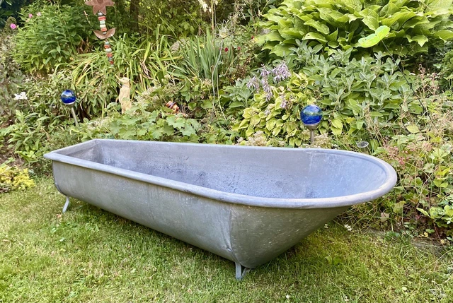 ALT ZINKWANNE , Zinkbadewanne , Gartenteich , Pflanzkübel, Pferdetränke