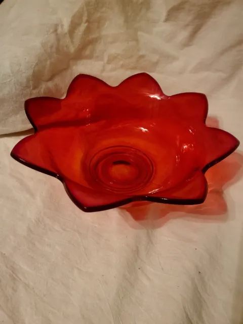 Vintage Fenton Lotus Flower Ruby Red Amberina Glass Petal Bowl 8 Petal EUC