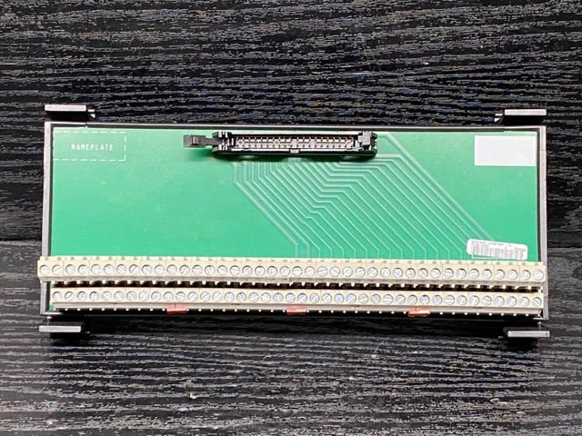 1492-IFM40F-2 SLC 500 Wiring Terminal 40Pt Digital IFM Interface New 1pcs