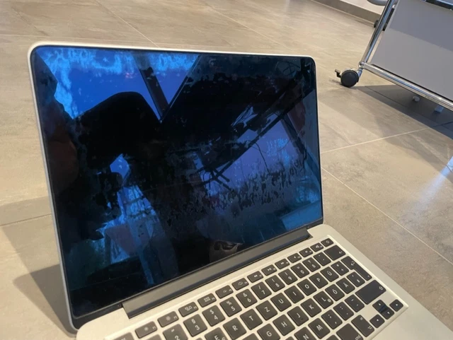 Apple MacBook Pro 13 - 2014 - 2.6 GHz Intel Core i5 - 16GB RAM - 256 GB Harddisk 5
