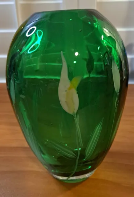 Hand-blown Green Art Glass 7-1/2" Vase White Lily Flowers Murano-Style