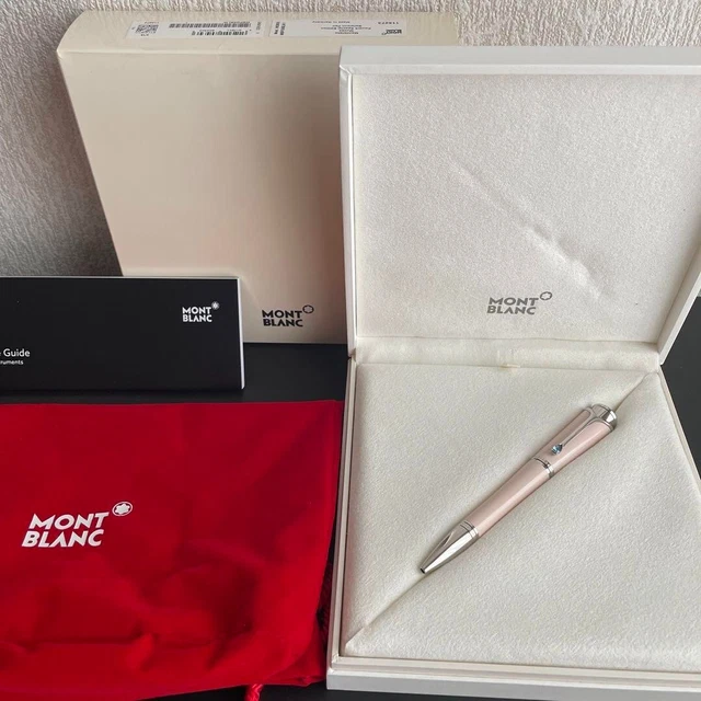 Montblanc muses top poudre