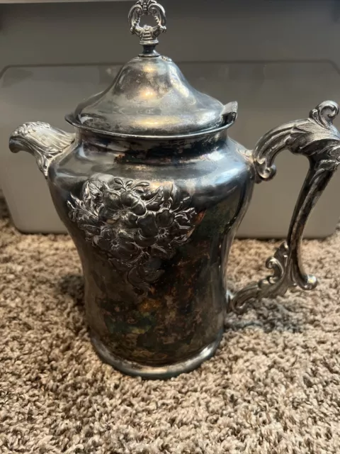 Antique Forbes Silverplate Quadrupleplate Floral Motif Water Pitcher With Lid