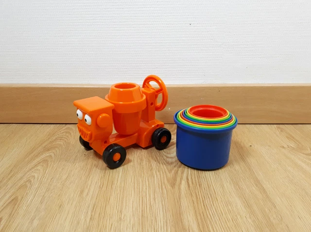 Lot jouet enfant, jeu boites empilables et véhicule bétonnière