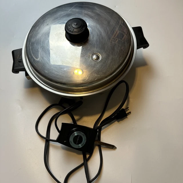 SALADMASTER 11" Electric Skillet Fry Pan 7817 Oil Filled Vapo Lid & Cord *READ* SALADMASTER 11" Electric Skillet Fry Pan 7817 Oil Filled Vapo Lid & Cord *READ*