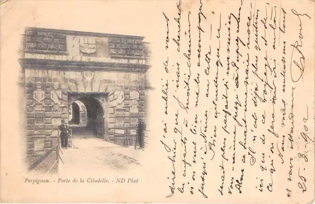 CPA 66 PERPIGNAN PORTE DE LA CITADELLE (dos non divisé)