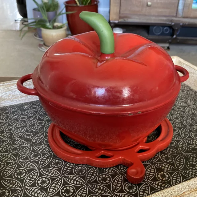 Technique Red Enameled Cast Iron Oval Dutch Oven with Tomato Relief. *READ*