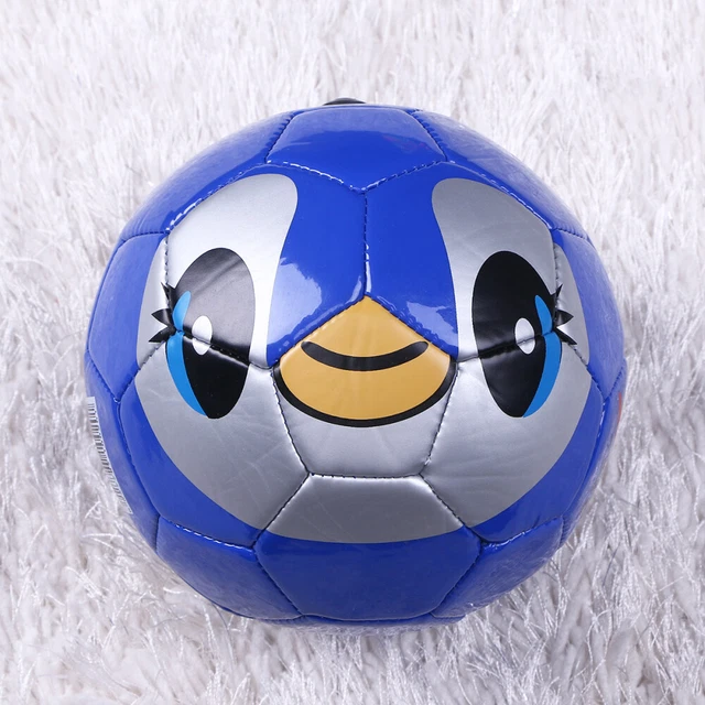 MAGIC SELECT Lot de 4 balles de football gonflables en PVC pour enfants, motif arc-en-ciel, pour jouer à la plage, au parc, à la piscine, en vacances, diamètre 23 cm MAGIC SELECT Lot de 4 balles de football gonflables en PVC pour enfants, motif arc-en-ciel, pour jouer à la plage, au parc, à la piscine, en vacances, diamètre 23 cm