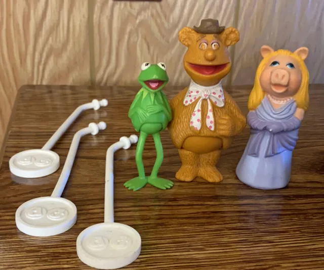 Fisher Price MUPPETS SHOW PLAYERS Fozzie Kermit & Miss Piggy Stick Puppets 1978