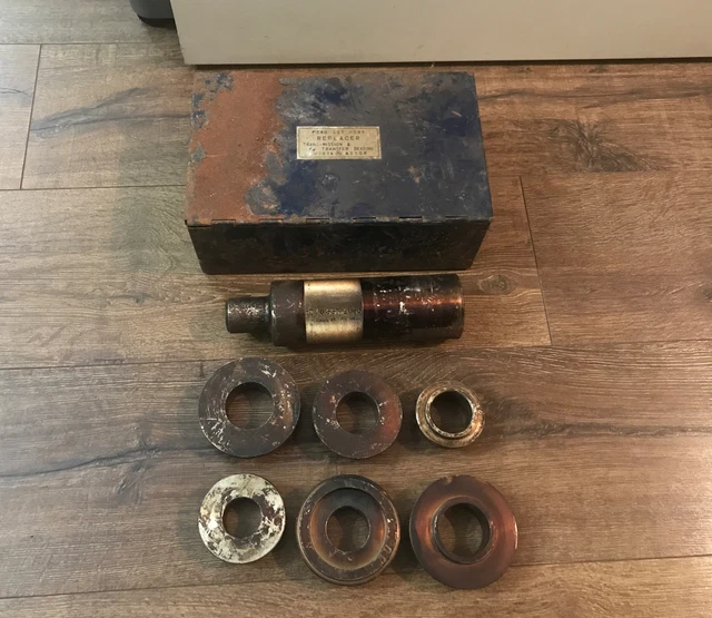 FACTORY ORIGINAL TOYOTA FJ40 Land Cruiser Transmission Transfer Case