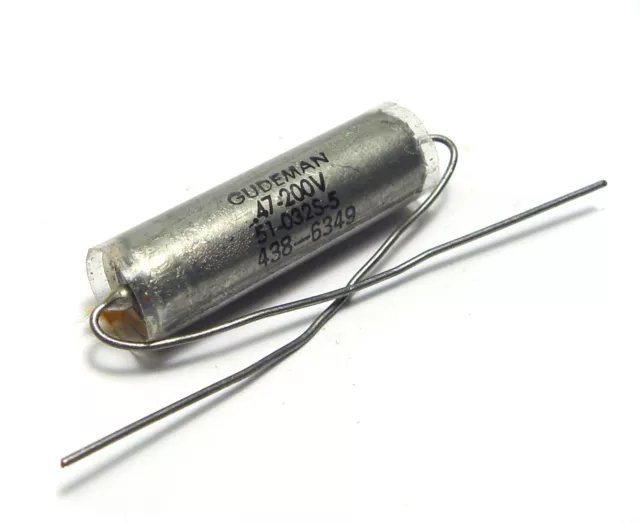 Gudeman Typ 51 MIL Kondensator 0.47 µF / 200V, axial, Glas-Durchführungen, NOS