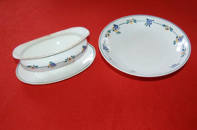 Ancienne saucière  et coupe Villeroy & Boch , décor petites fleurs,numéroté 1247