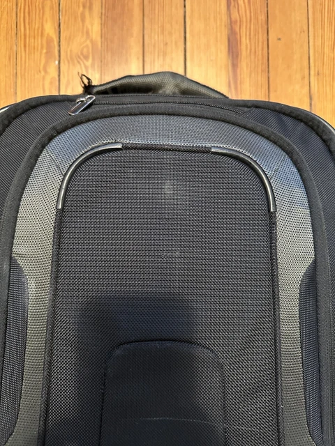 Tumi T-Tech Presidio Park 2-Wheel Carry-On Suitcase Bag USED 3
