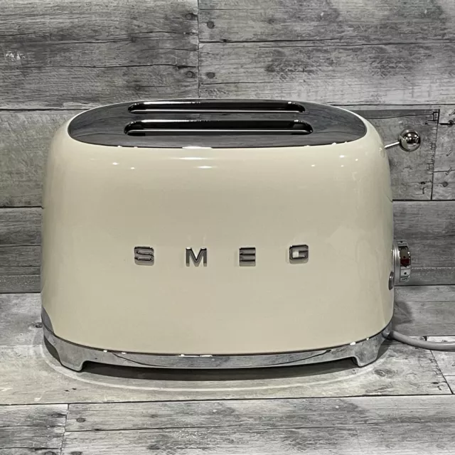 smeg 50s Retro Style Two-Slice Toaster
