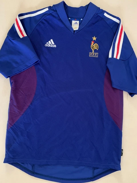 Les maillots de l'équipe de France sont disponibles chez Intersport