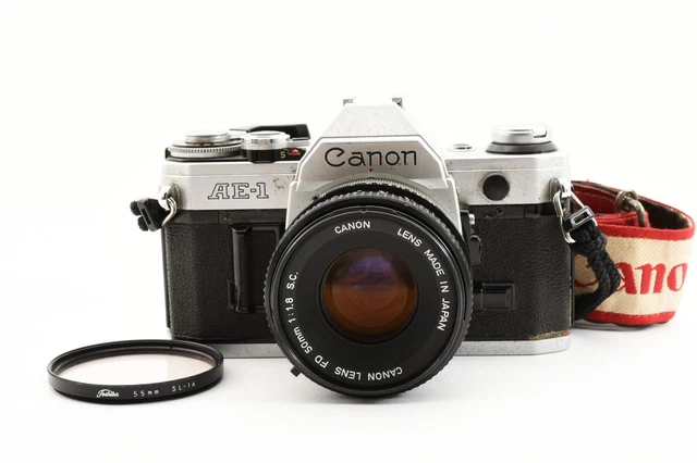 Canon Cámara De Película AE-1 De 1.378 In Con Lente 1