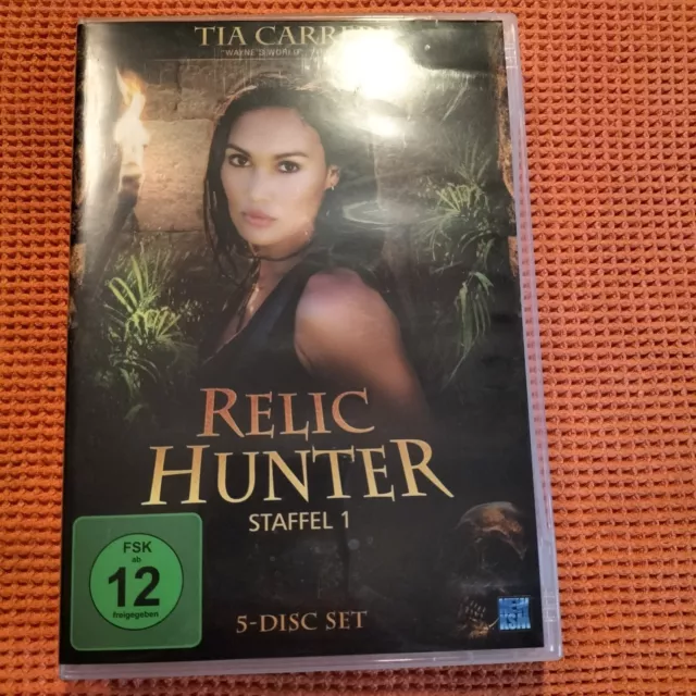 Relic Hunter - Staffel 1 [5 DVDs]...Nr. 147