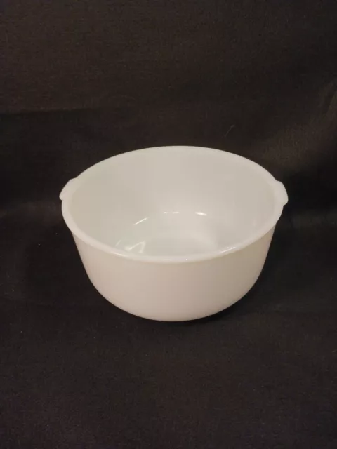 Vintage Glasbake Made For Sunbeam  19Cj Large Milk White Glass Mixing Bowl