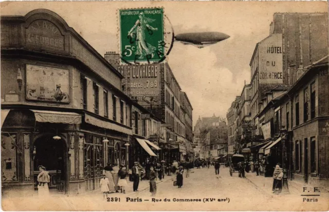 CPA PARIS 15e Rue du Commerce Dirigeable Aviation F. Fleury (1249192)