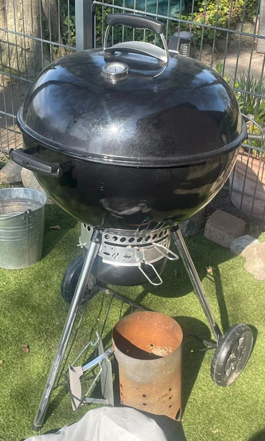 WEBER KUGELGRILL MASTER TOUCH 57 CM mit ABDECKUNG UND GRILL KAMIN