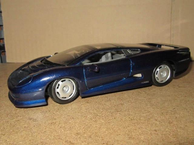 Jaguar xc220 /1:12/ maisto - Collection