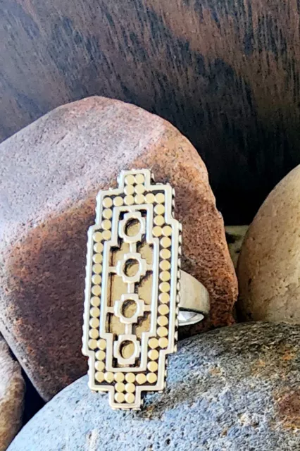 Gorgeous John Hardy 18kt Gold and .925 Geometric Long Dotted Ring Size 7