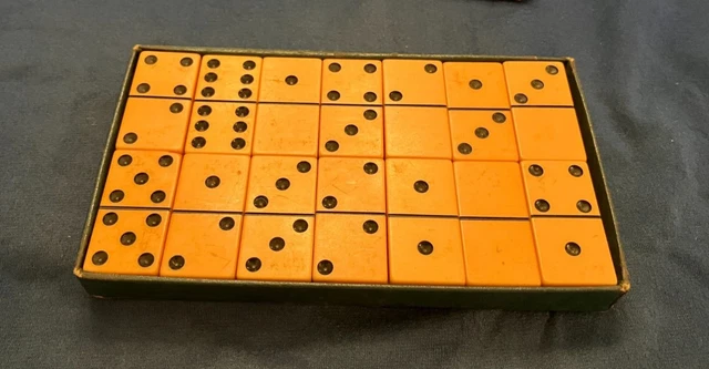 antique complete domino set, butterscotch Bakelite in original box antique complete domino set, butterscotch Bakelite in original box