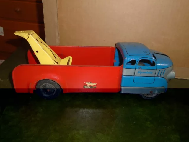 Vintage Pressed Steel Tow Truck 4 Parts(VG)1950's