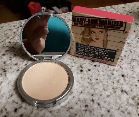"AUTÉNTICO Manizer theBalm Mary-Lou (tono miel) TAMBIÉN CONOCIDO COMO ""El Luminizador"" TAMAÑO COMPLETO
