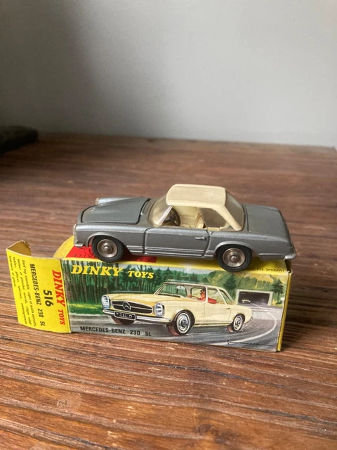 DINKY TOYS 24N/531 - Fiat 1200 Grande Vue
