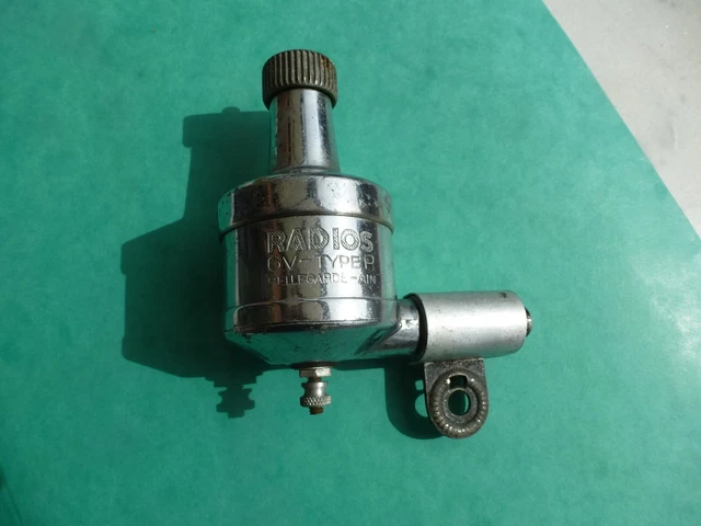 Dynamo De Vélo Ancienne RADIOS – 6 Volts Type M15, Avec Phare, France