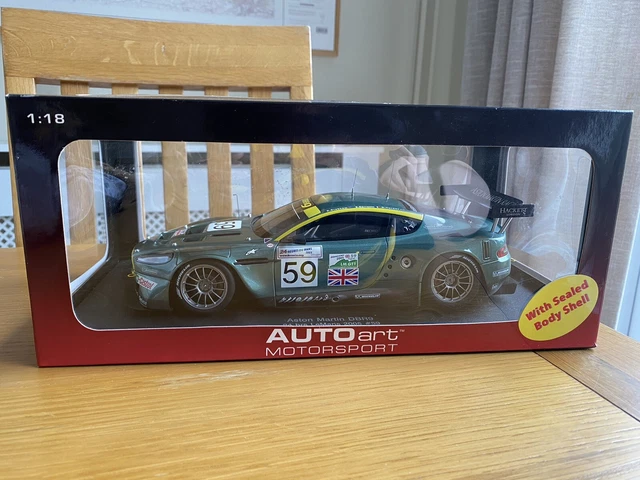 Aston Martin DBR9 Le Mans 2005 English