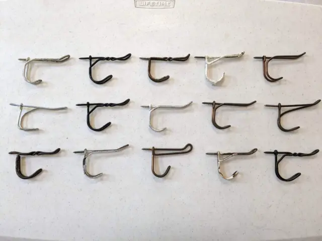 Lot of (15) Rustic Vintage Twisted Screw In Wire Hooks