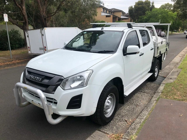2017 Isuzu Dmax Automatic Dual Cab Turbo Diesel - Excellent condition ute 2