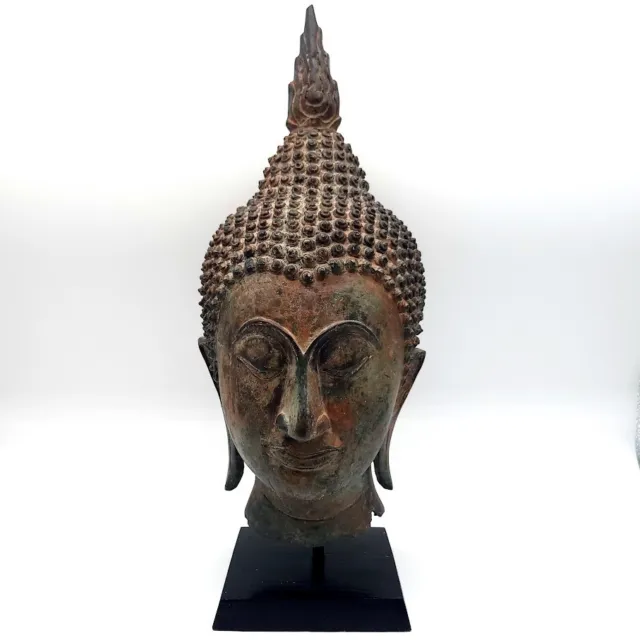 Bronze Head of Buddha. Sukothai. Chaing Saen.  Thailand.  AR2