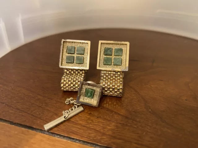 Vintage Gold Tone Jade Stone Wrap Mesh Cufflinks Tie Tack Read Description