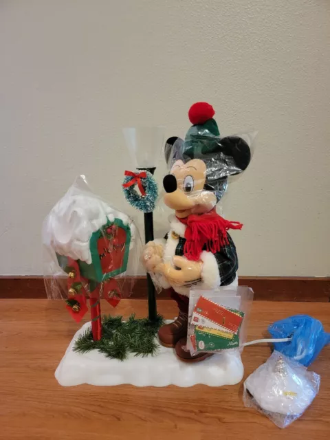 New Disney’s Mickey Christmas at our House 1995  TELCO Animated Musical Figurine