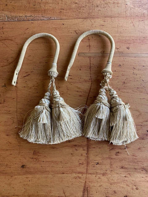 Window Curtain Hold Backs U Shape Tie Back Hooks Decorative Tassels *Read*