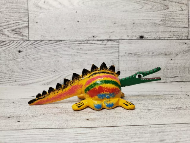 Vintage Miniature 1" Bobble head green with yellow body Dinosaur Lizard Mexico