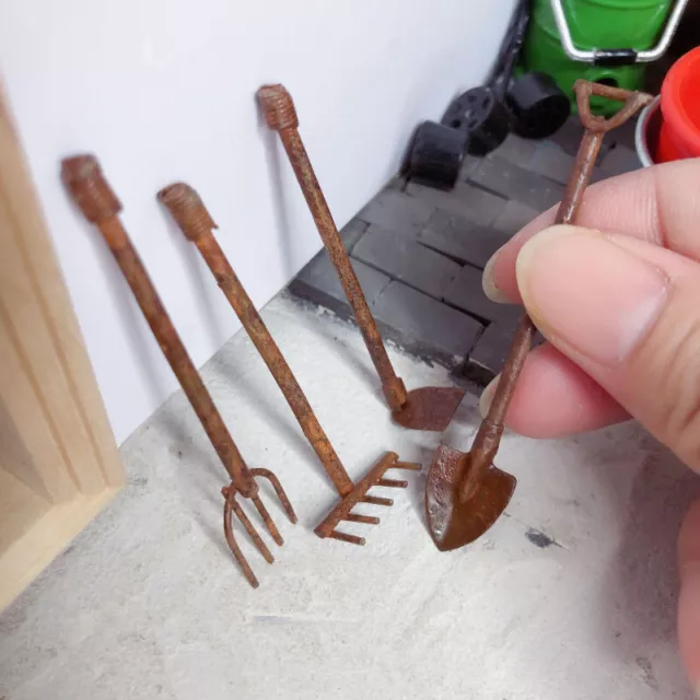 4x Dolls House Miniature 1:12TH Scale Vintage Rusting Garden Tools Hoes Shovels