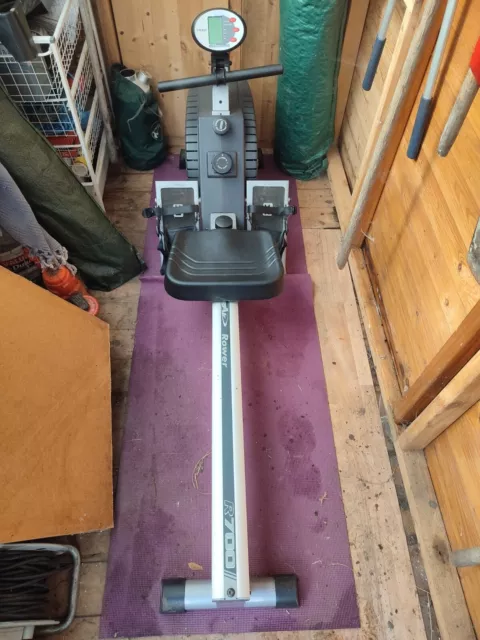 York Fitness R700 Platinum Rowing Machine