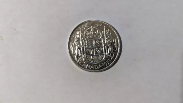 50 Cents Canada 1953 Large Date, No Shoulder Fold