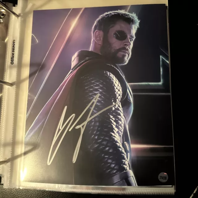 Chris Hemsworth Thor Autographed 8x10 Photo W/ COA