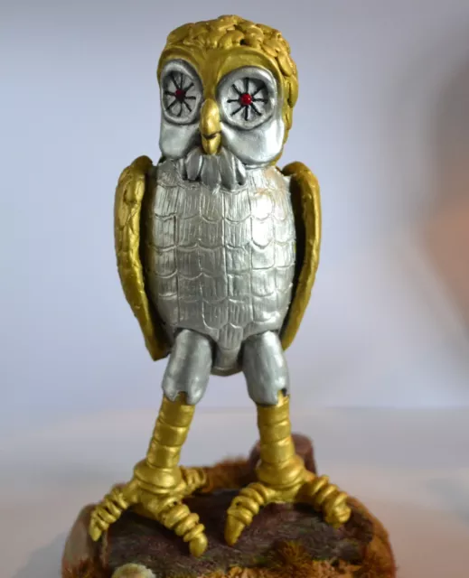 Get Your Own Life-Size CLASH OF THE TITANS Bubo the Owl Figure - Nerdist