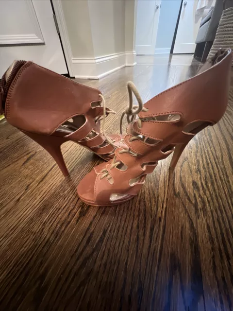 Express Women's Leather Strappy High Heel Stiletto Heel Caged Sandal Size 8