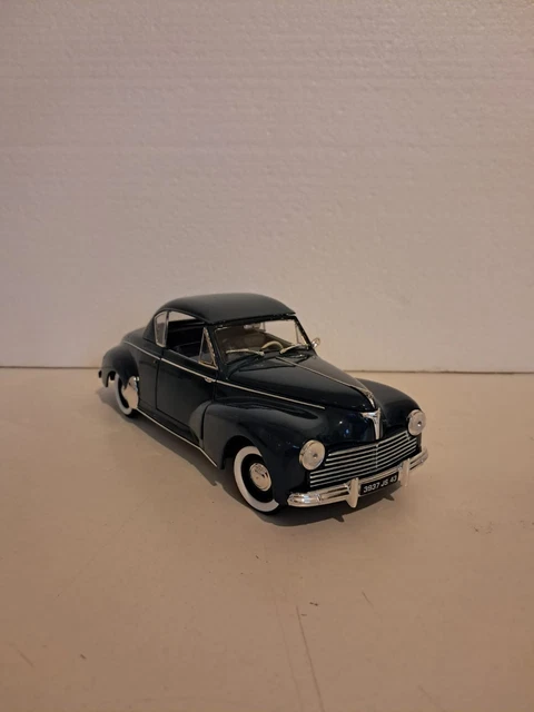 Pot D'échappement 1/18 Pour Peugeot 203 De Chez Solido - Miniature En Bon état - Modélisme Vintage