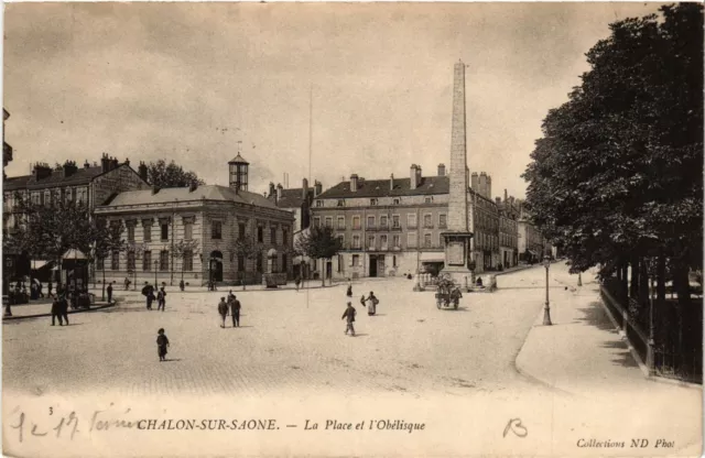 CPA CHALON-sur-SAONE - La Place et l'Obelisk (637755)
