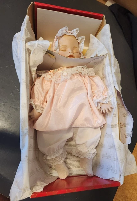 BUNDLES of JOY 1992 Ashton Drake Porcelain Baby Girl Doll Theo Mensenbach Mint